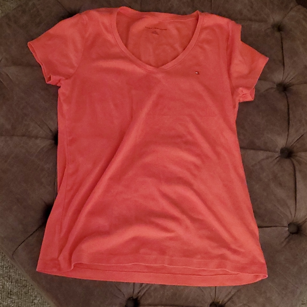 Tommy hilfiger coral tee size large like new